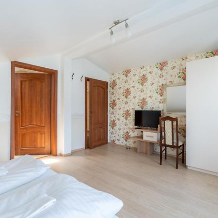 Farawayhomes Aparthotel Near Vienna Airport - Anytime Self Check-In Bruck an der Leitha Esterno foto