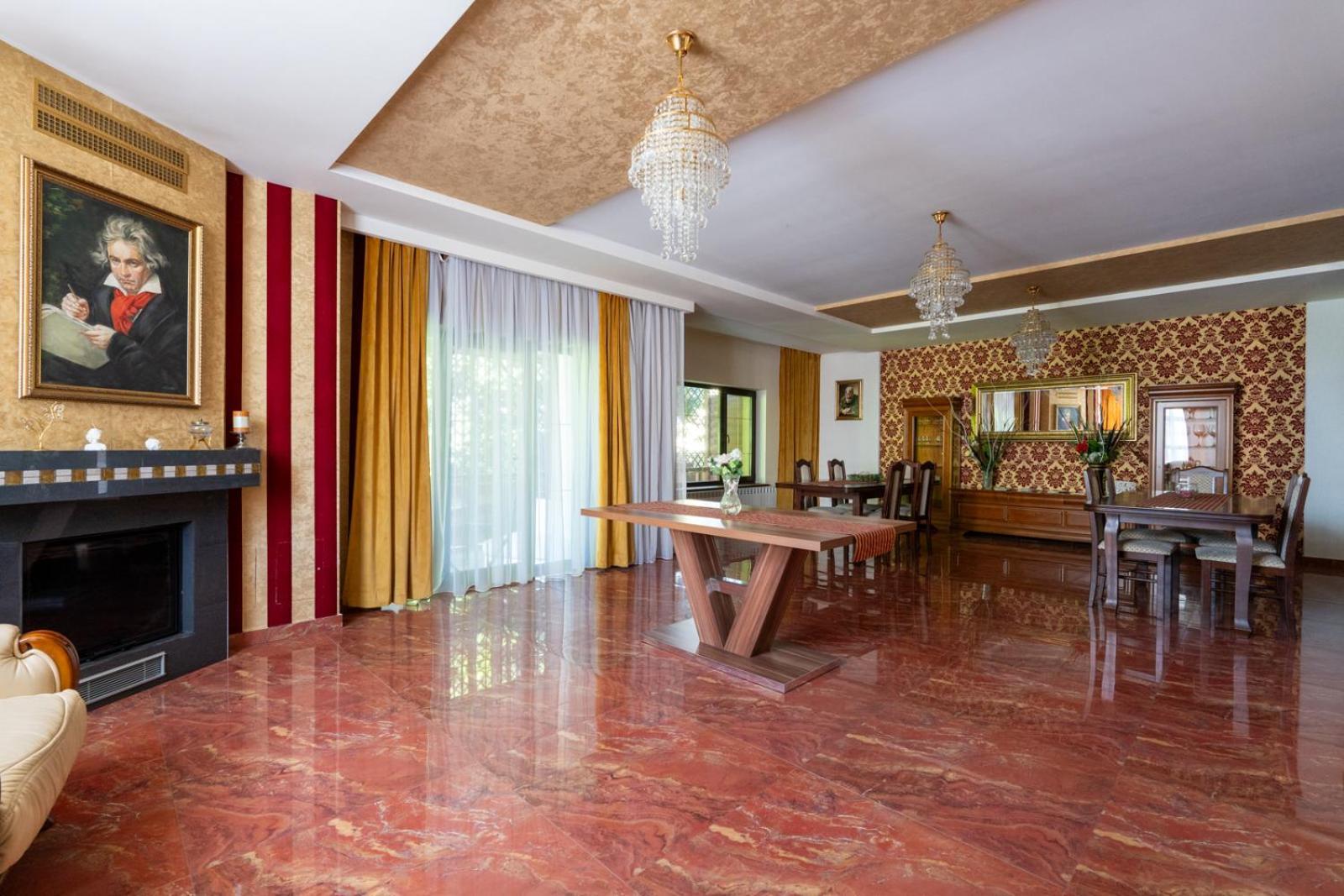 Farawayhomes Aparthotel Near Vienna Airport - Anytime Self Check-In Bruck an der Leitha Esterno foto