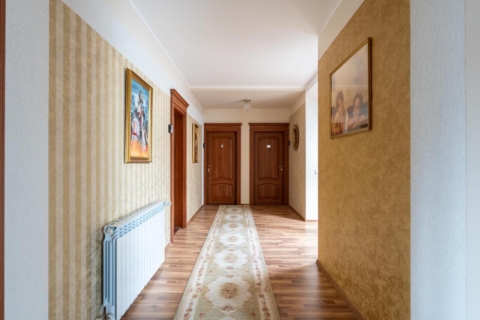 Farawayhomes Aparthotel Near Vienna Airport - Anytime Self Check-In Bruck an der Leitha Esterno foto