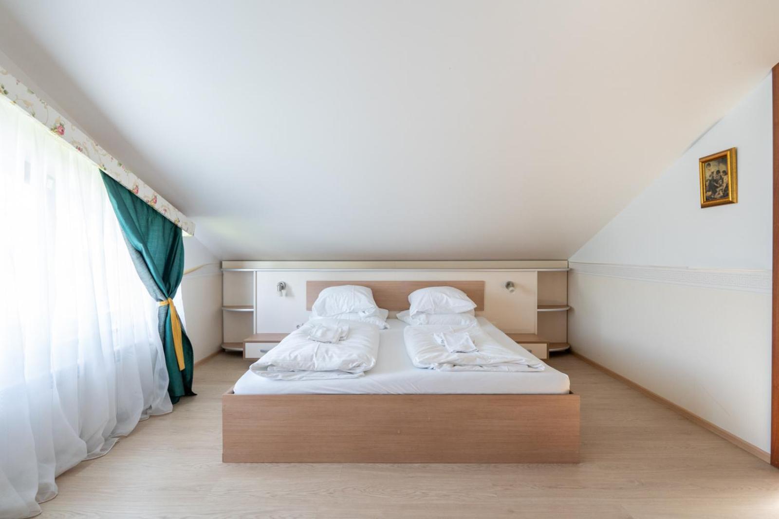 Farawayhomes Aparthotel Near Vienna Airport - Anytime Self Check-In Bruck an der Leitha Esterno foto