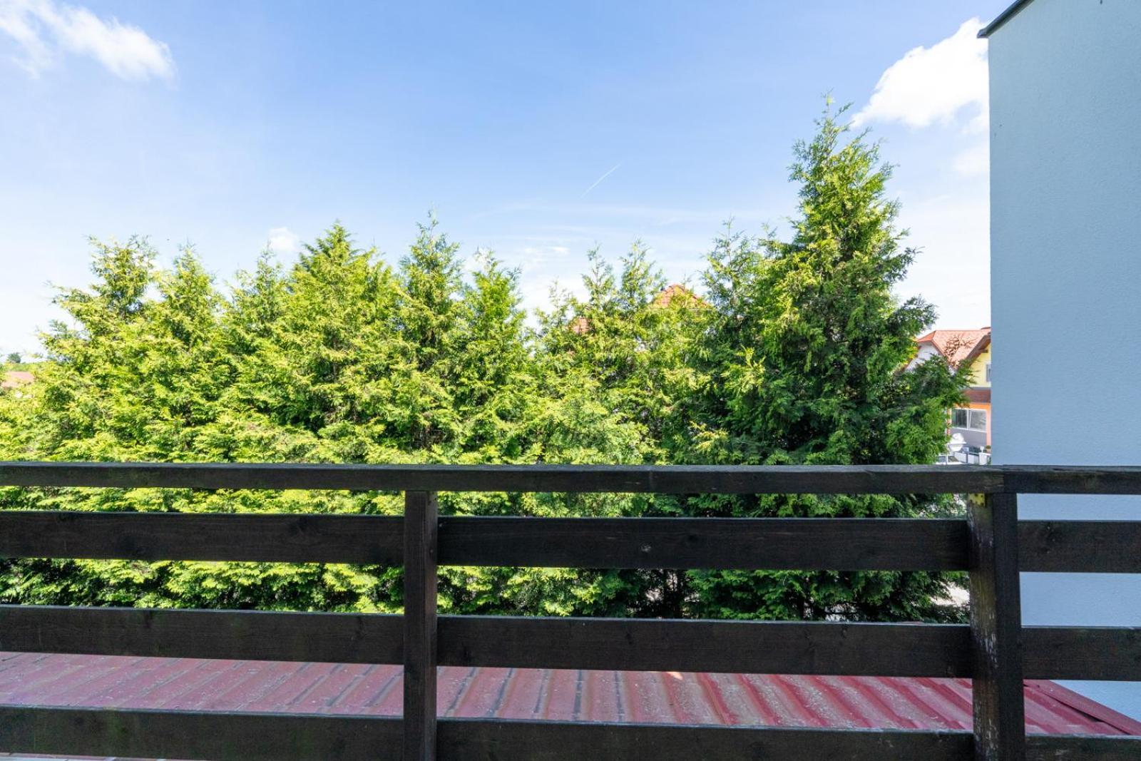 Farawayhomes Aparthotel Near Vienna Airport - Anytime Self Check-In Bruck an der Leitha Esterno foto