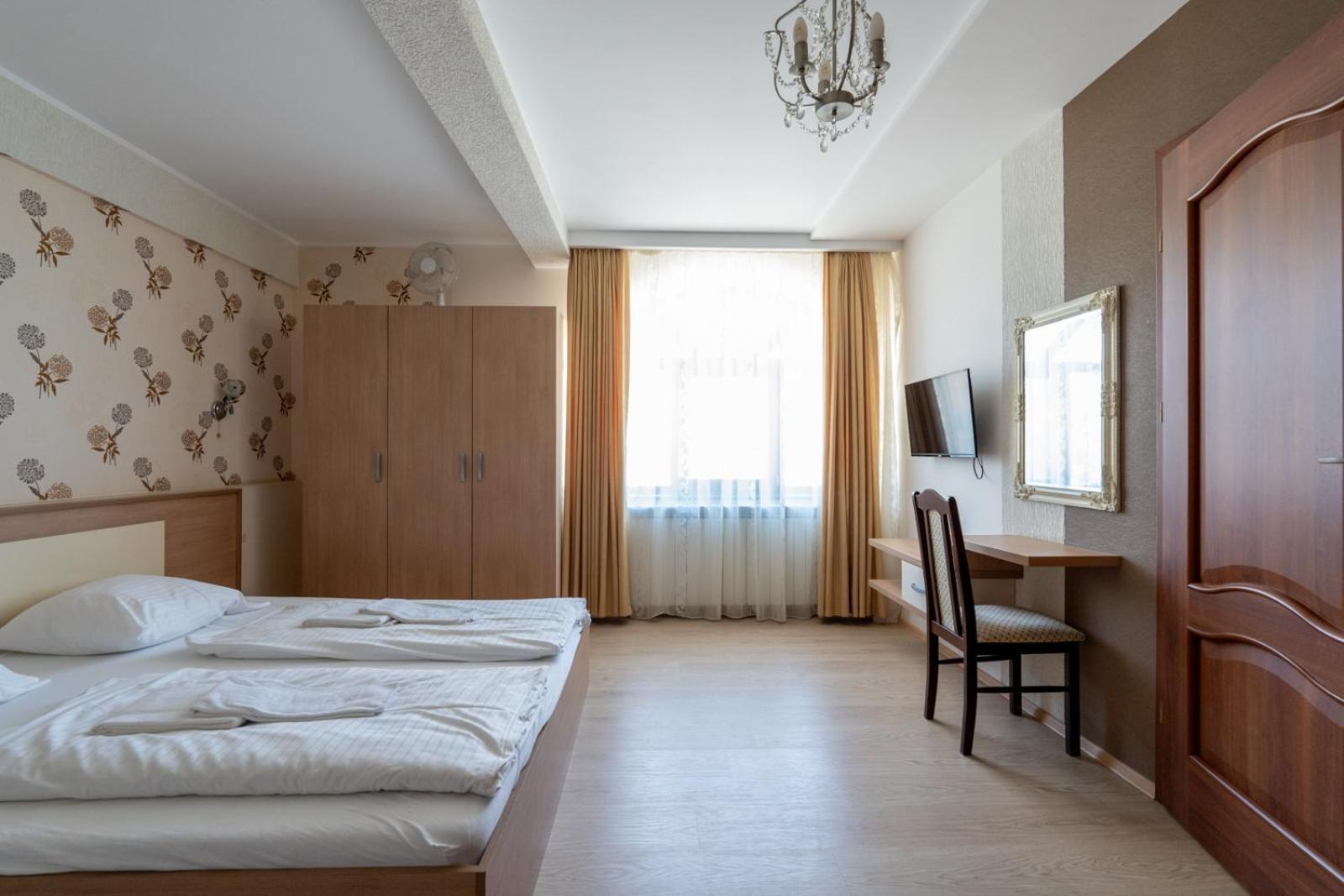 Farawayhomes Aparthotel Near Vienna Airport - Anytime Self Check-In Bruck an der Leitha Esterno foto