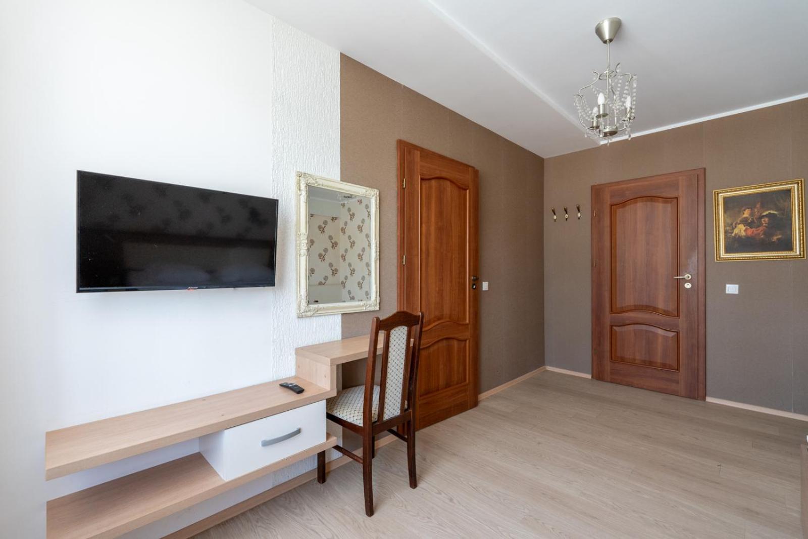 Farawayhomes Aparthotel Near Vienna Airport - Anytime Self Check-In Bruck an der Leitha Esterno foto